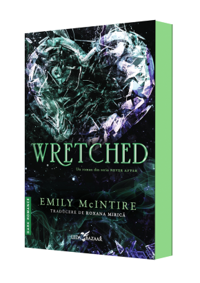 Wretched (un roman din seria Never After)
